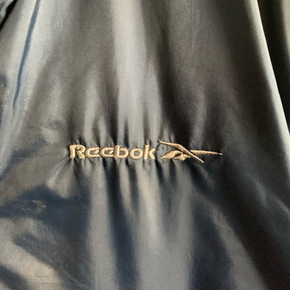 Reversible Reebok Vest - Picture 2 of 9